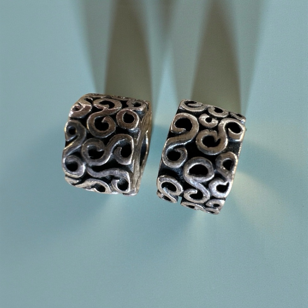 Authentic Pandora Pandora Swirl Clip 2 Charm
